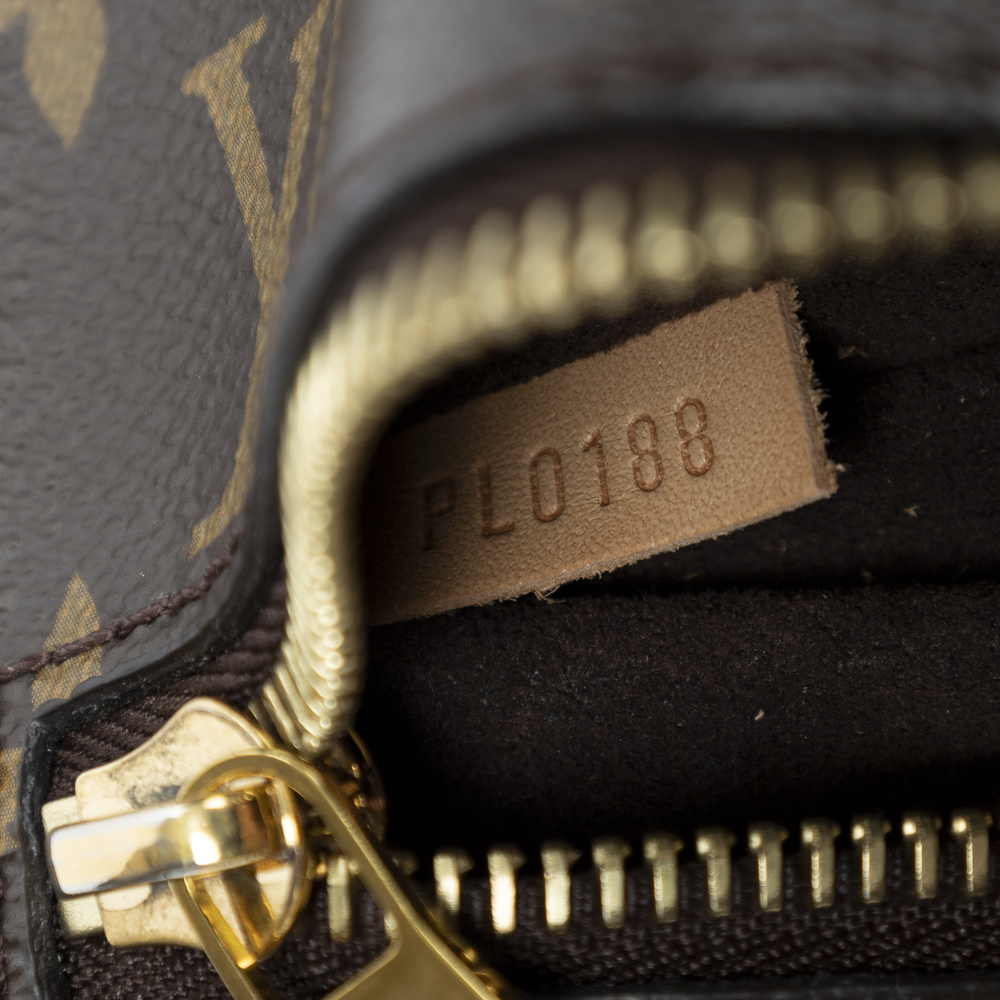 Louis Vuitton Pochette Metis - Picture 10 of 10